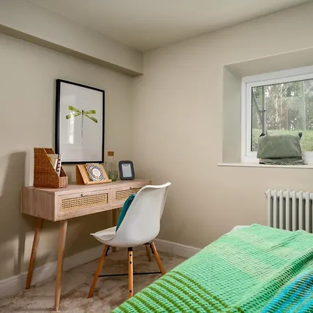 Kist Accommodates - Hughenden Loft Apartment Harrogate